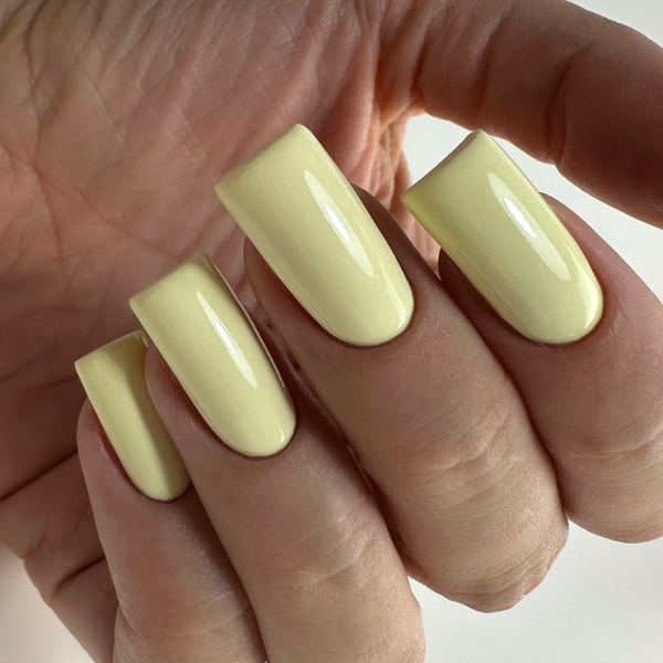 Гель лак PNB 02L Butter Yellow, 8 мл PNB-4573 фото